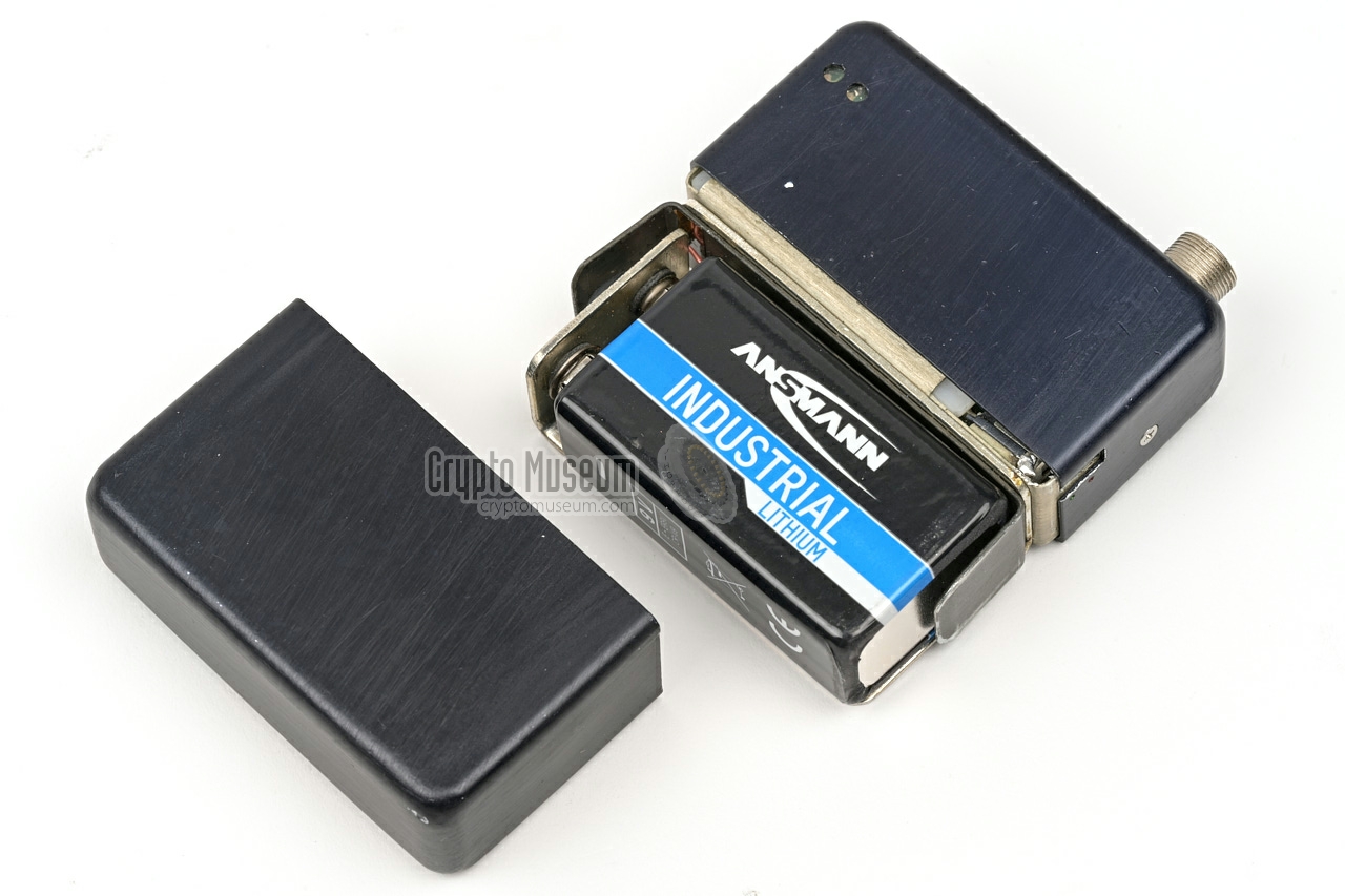 LEA 7178 with open battery compartment (for one 9V battery)
