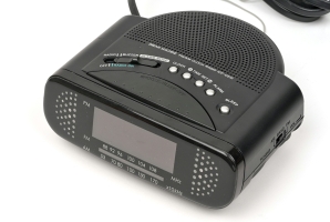 TXBD-12A clock/radio with concealed camera and transmitter
