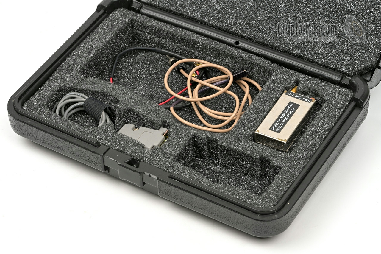 Contents of the storage case