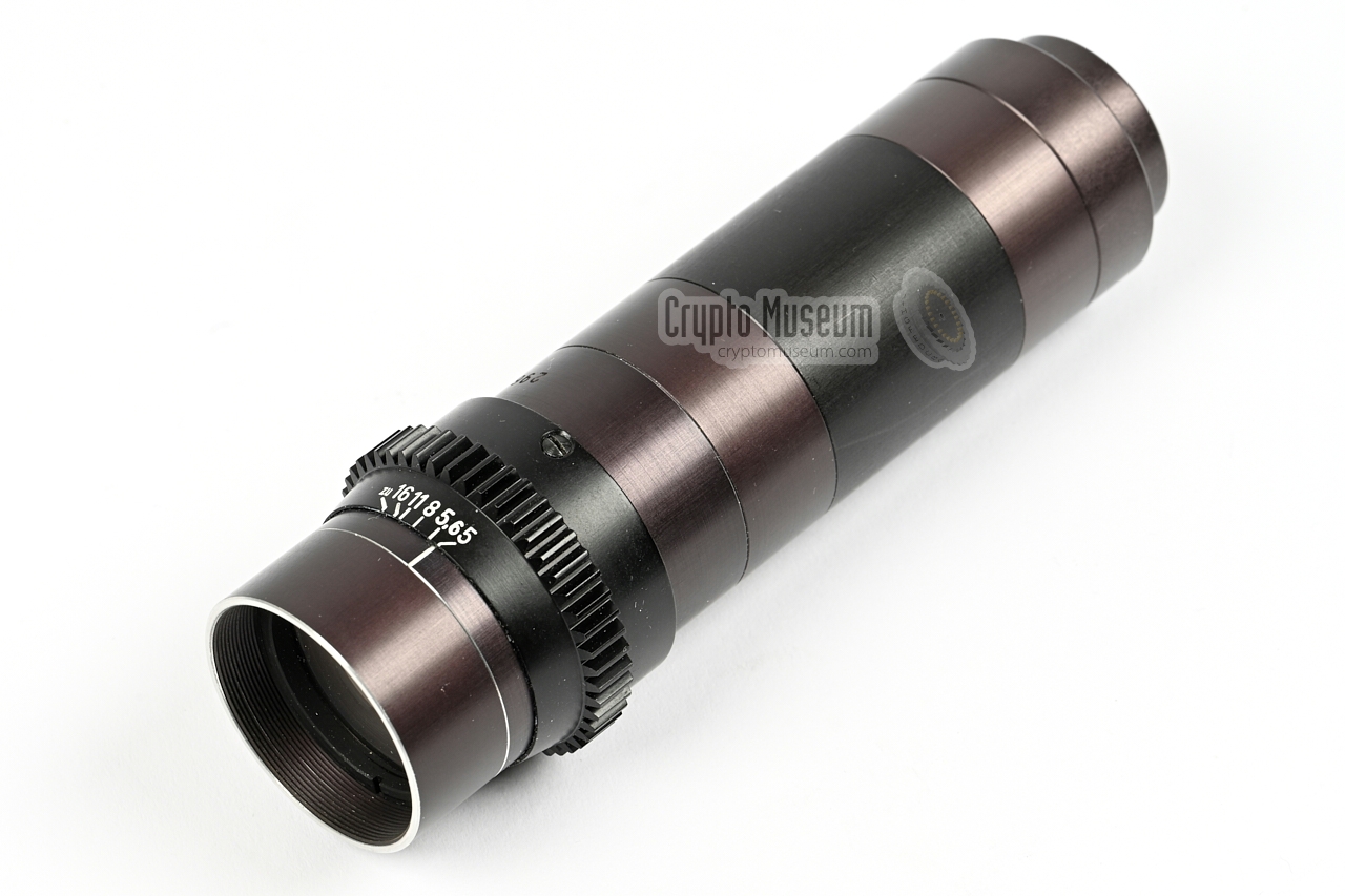 f5/17 pinhole lens with adjustable diaphragm