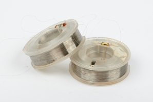 Two wire spools