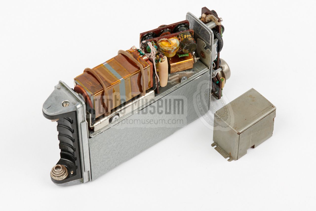 Metal cap removed from the amplifier