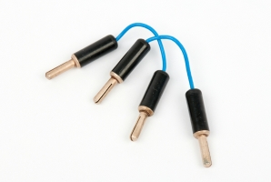 Short audio connection cables
