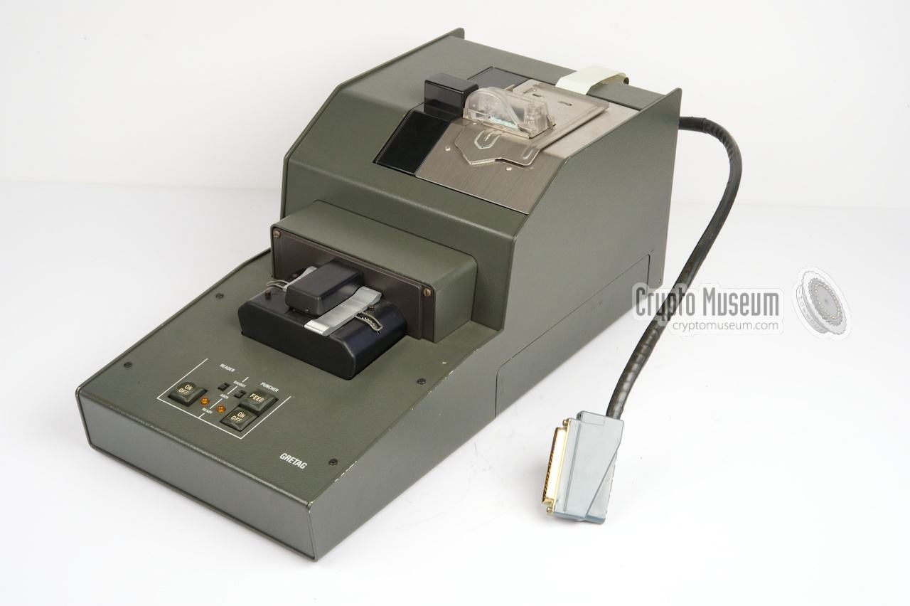 RP-805 papertape reader/puncher for the GC-805