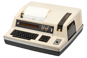 Hagelin HC-570 desktop CRYPTOMATIC machine. Click for more information