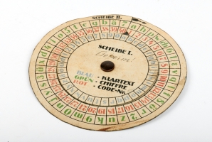 KuK variant of the Caesar Disc