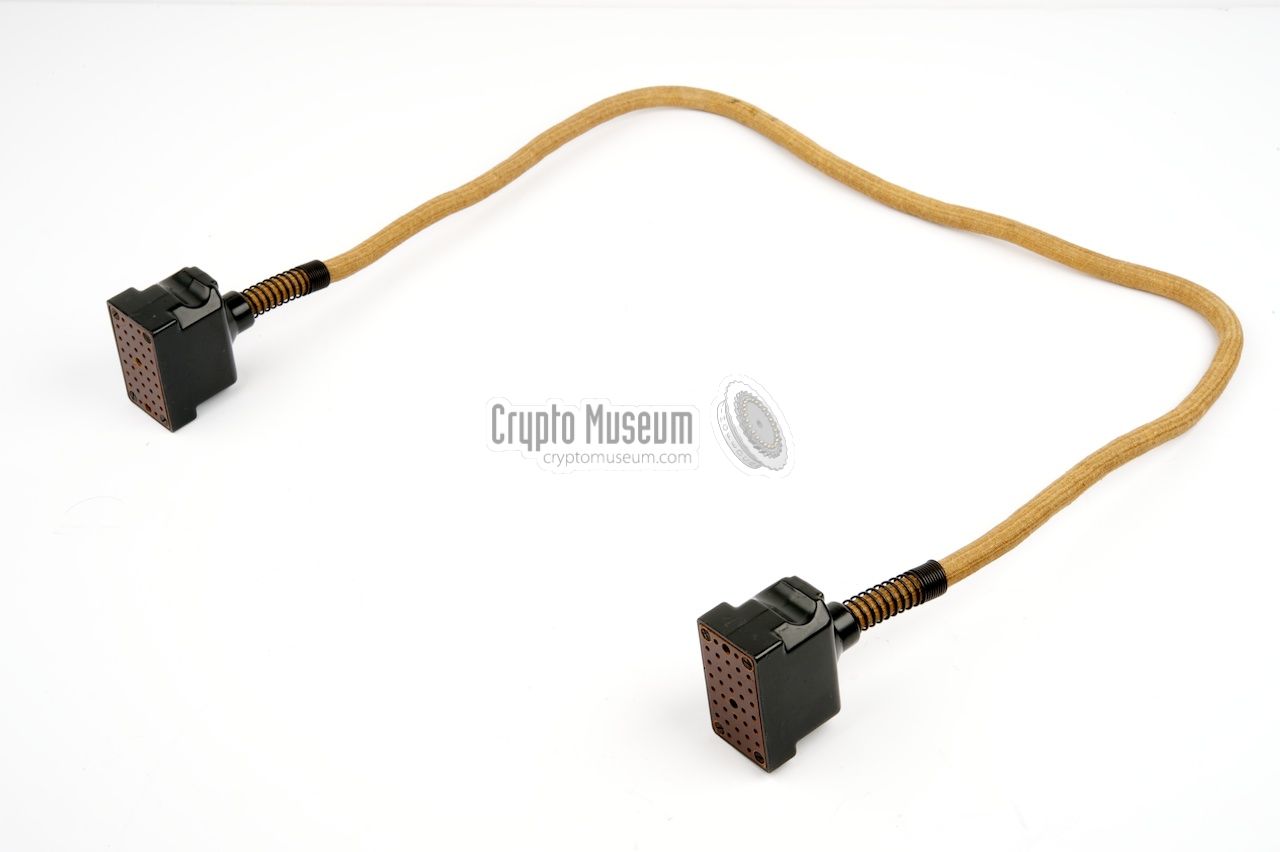External lamp panel cable