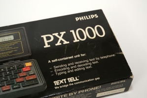 Close-up of the text on the Philips PX-1000CR packaging
