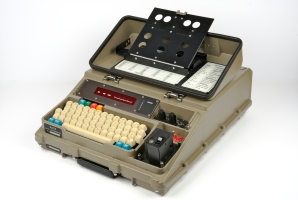 KL-51 (RACE) with open lid and expanded paper holder