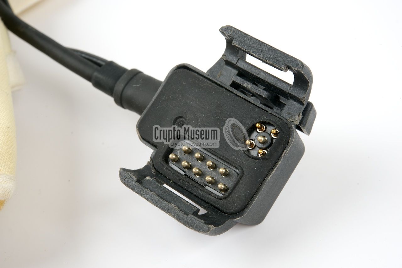 Accessory connector for the T-3000/II