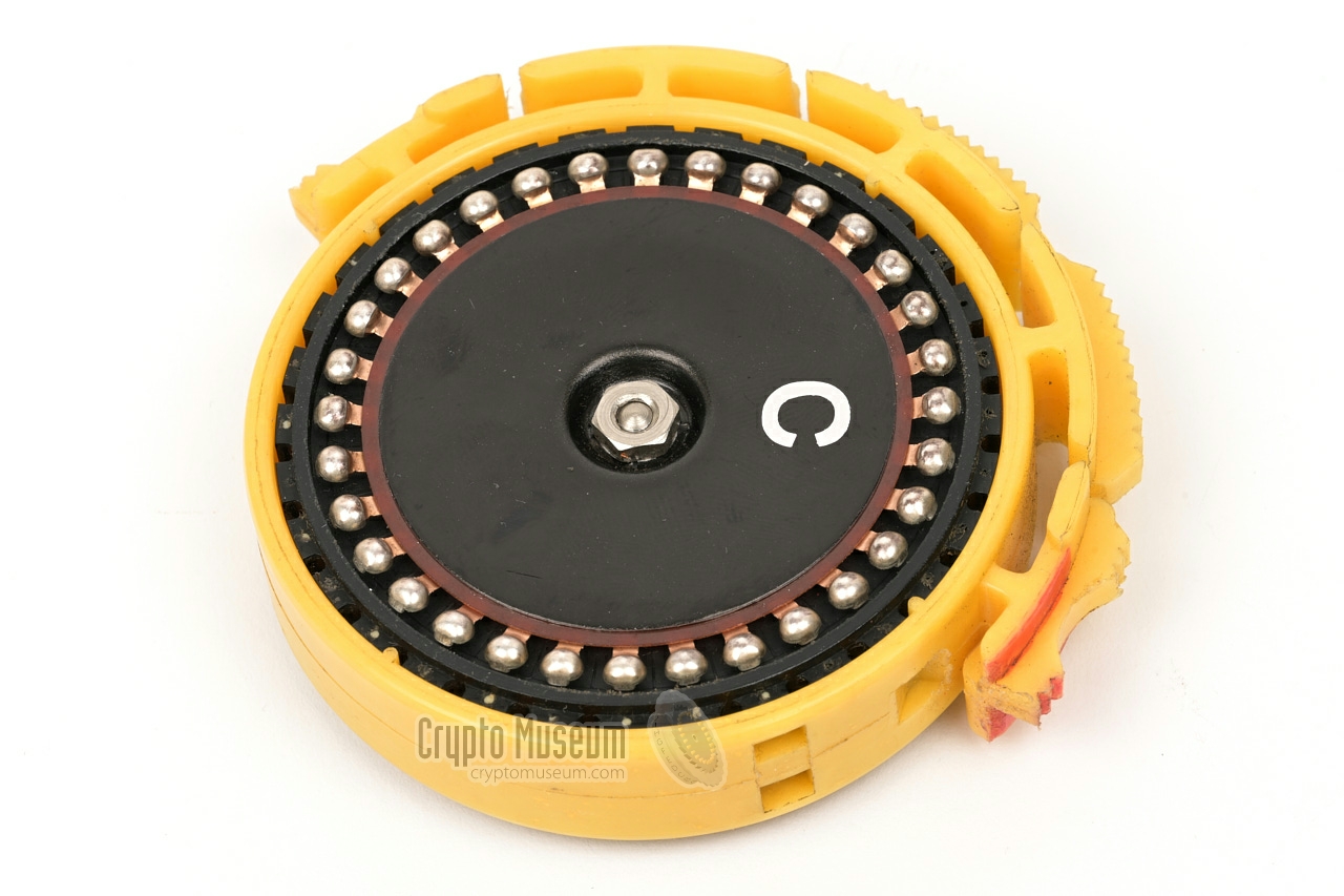 Left side of rotor insert (here with core 'C' installed)