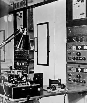 Radio intercept room at Beaumanor Hall, showing several AR-88 receivers. The National Archives HW41-119 [7].
