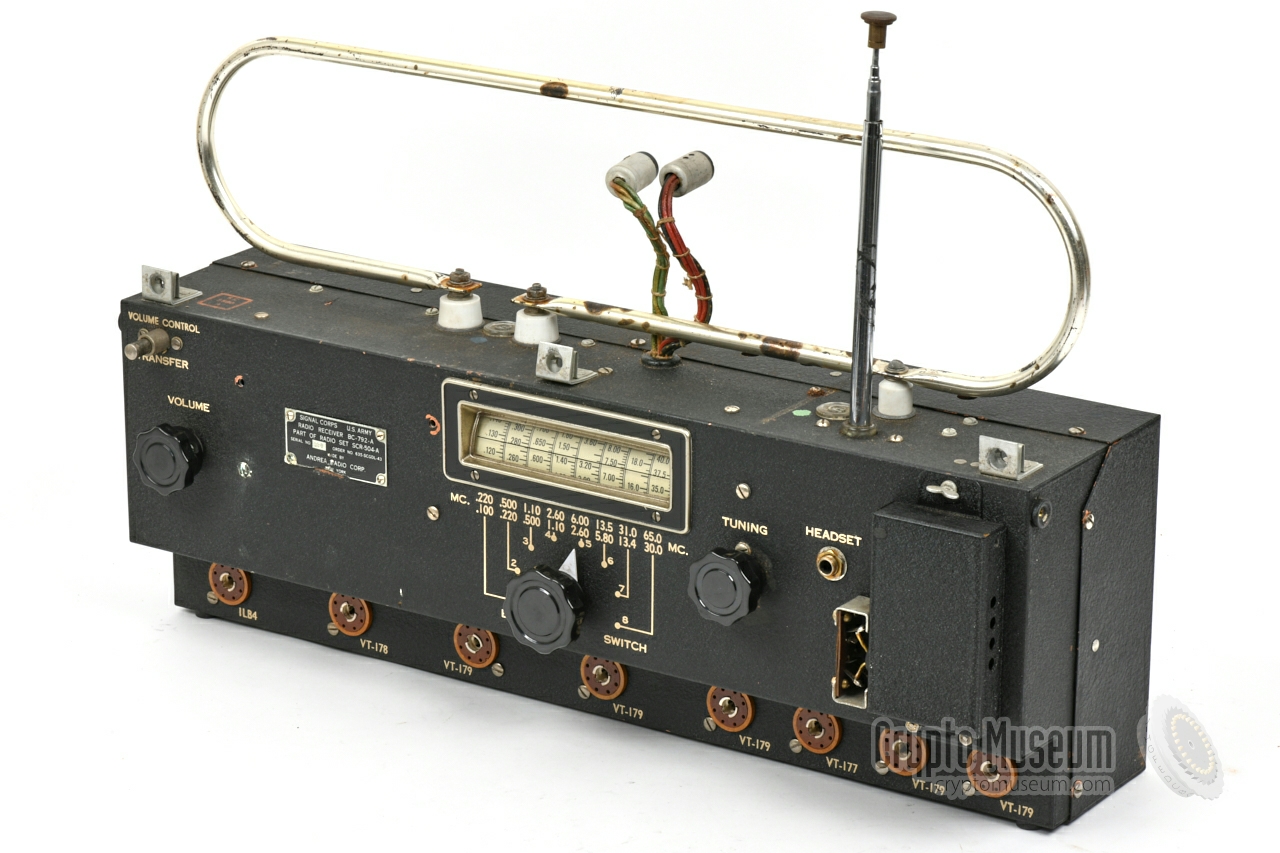 Bare BC-792 receiver (with valves removed)