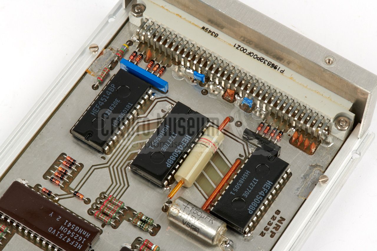Interface and backplane connector