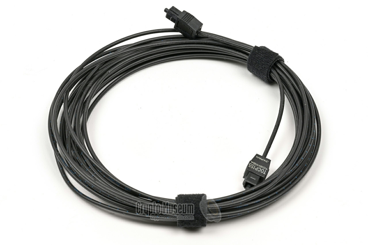 TOSLINK optical cable