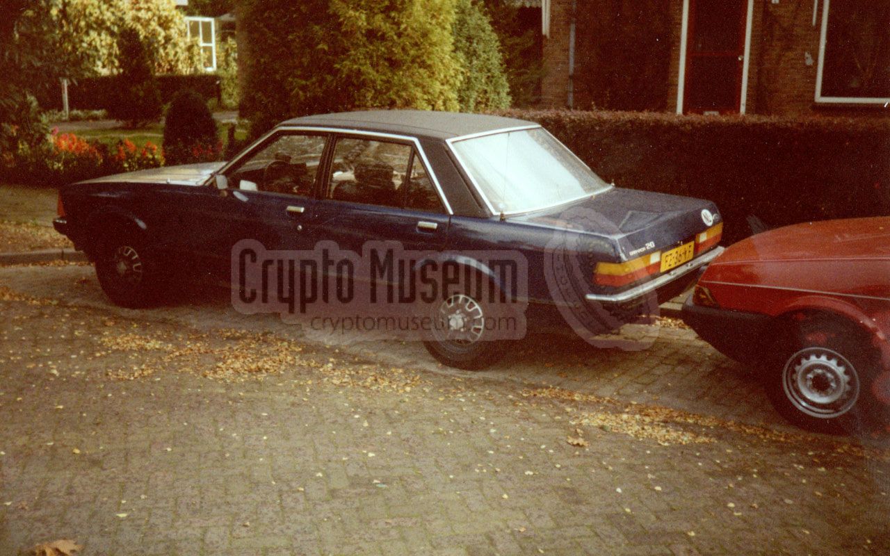 Blue Ford Granada with licence plate FZ-36-YF (copyright Crypto Museum)