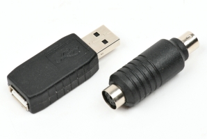 Keyloggers for USB (left) and PS02 (right)