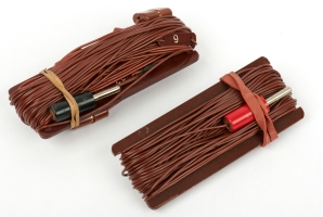 Antenna (red) and counterpoise (black) wires