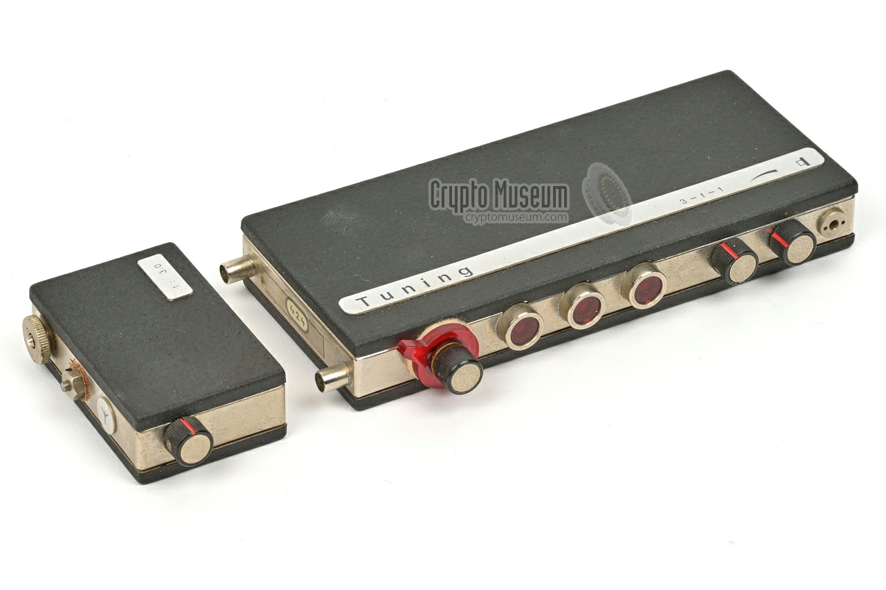 FLE receiver with plug-in