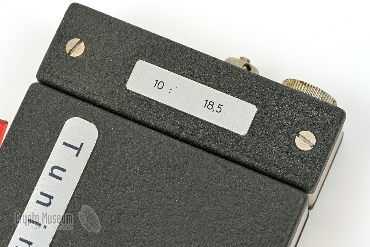 Small plug-in attached to the left end of the receiver