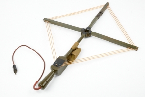 MCR1 DF loop antenna ready for use