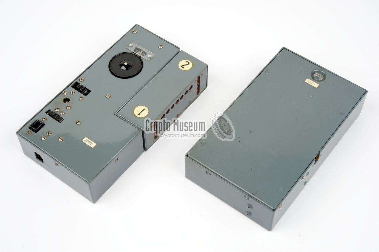 Mk.301 receiver and accessory/battery box
