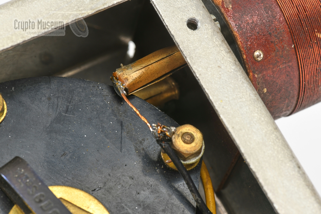 Wiring of the coil socket