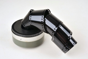 35 mm supplied in metal can