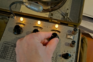 The R-394K in use, showing the calibrator (marker) in operation.