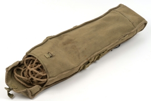 Antenna accessories and tripod. Item kindly donated by Thomas H�ppe (DJ4RE) [6].