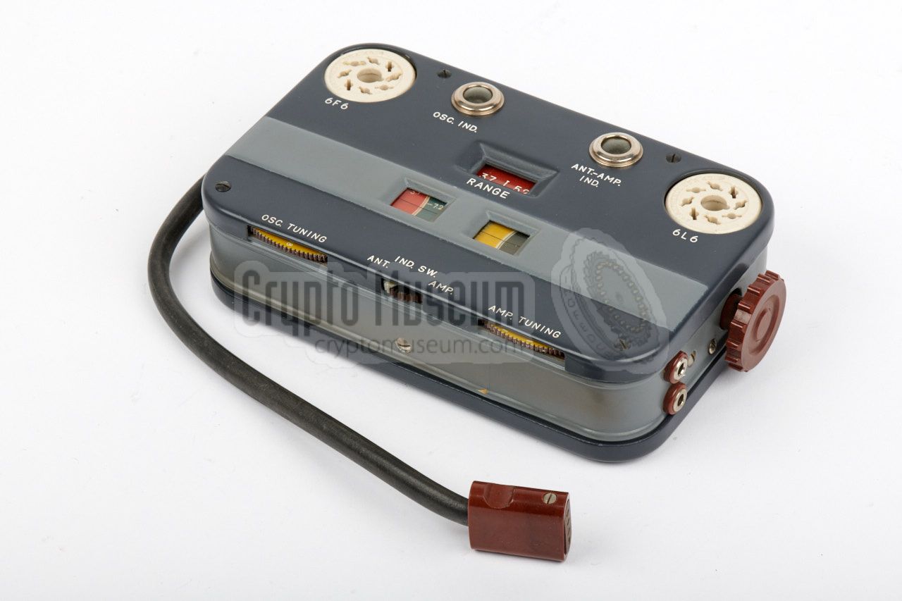 Transmitter (without valves) seen from the right